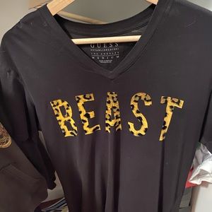 Guess t shirt
